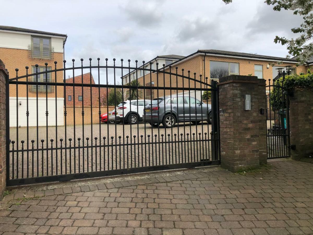 Jorvik Lodge York Exterior photo